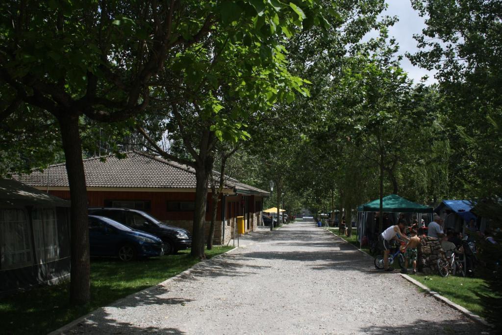 Bungalows Conca De Ter Вилальонга-де-Тер Экстерьер фото